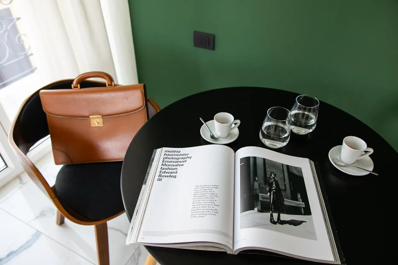 Palazzo Sovrana Serviced Luxury Apartments Palermo 4*,