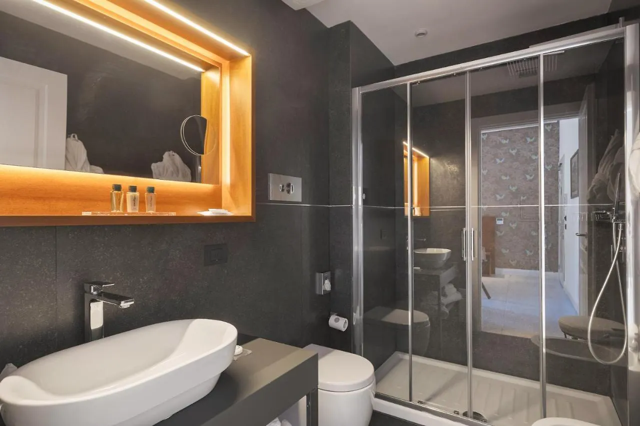 **** Aparthotel Palazzo Sovrana Serviced Luxury Apartments Palermo Italy