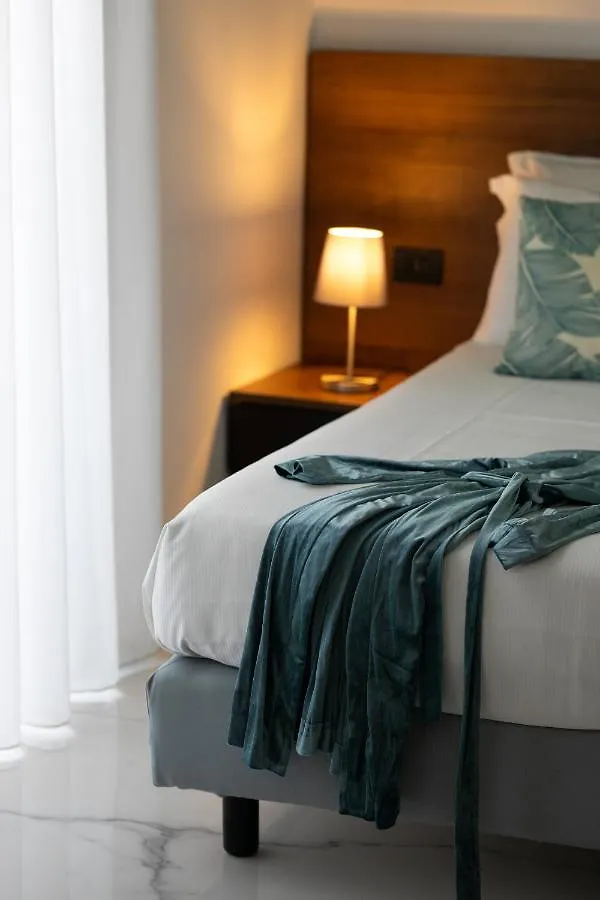 **** Aparthotel Palazzo Sovrana Serviced Luxury Apartments Palermo Italy