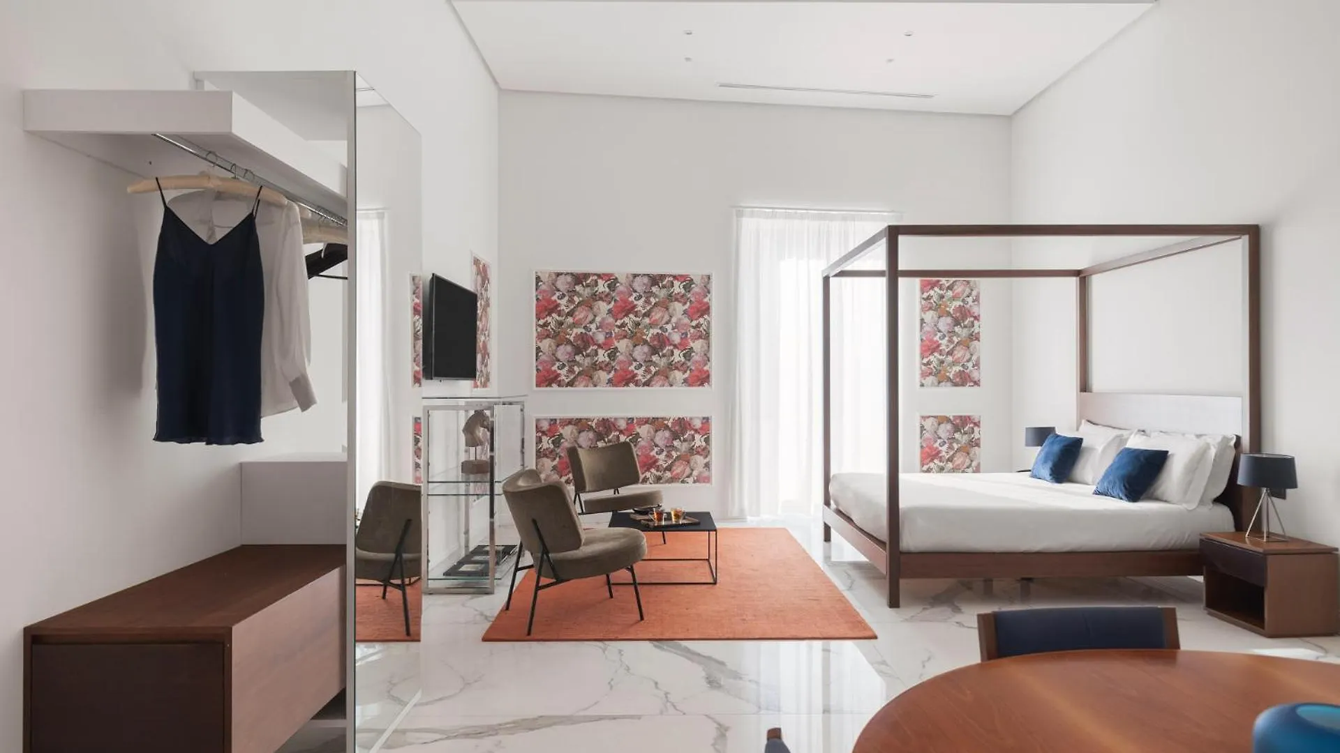 Aparthotel Palazzo Sovrana Palermo 4*,  Italia