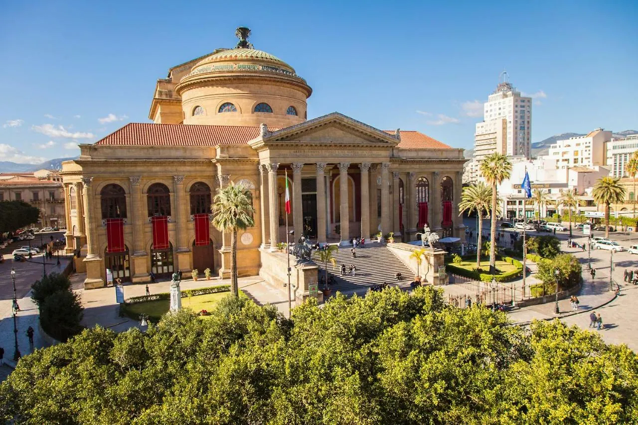 Aparthotel Palazzo Sovrana Palermo 4*,