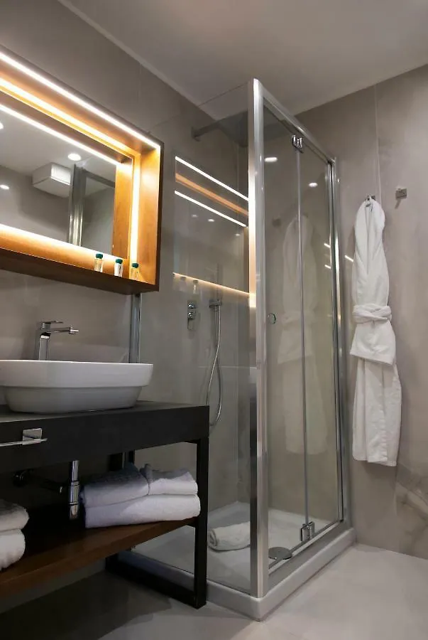 **** Aparthotel Palazzo Sovrana Serviced Luxury Apartments Palermo Italy